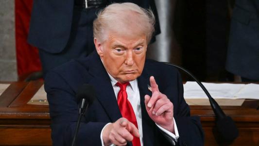 Presidente dos Estados Unidos, Donald Trump, realizou um discurso sobre os feitos do primeiro ano de governo nesta terça-feira (24)