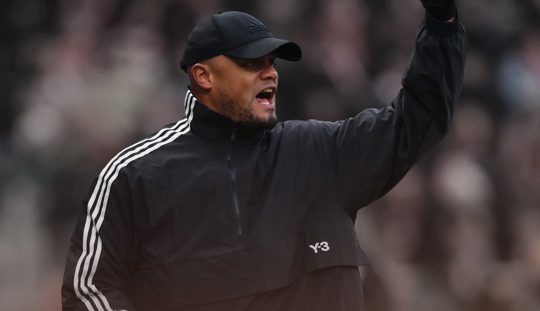 Kompany admite erros do Bayern de Munique e elogia rival após derrota
