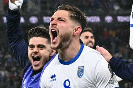 Kosovo está a um jogo de ir à Copa