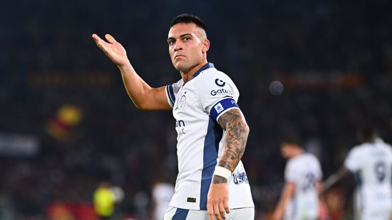 Com brilho de Lautaro Martínez, Inter de Milão vence Roma em clássico pelo Italiano