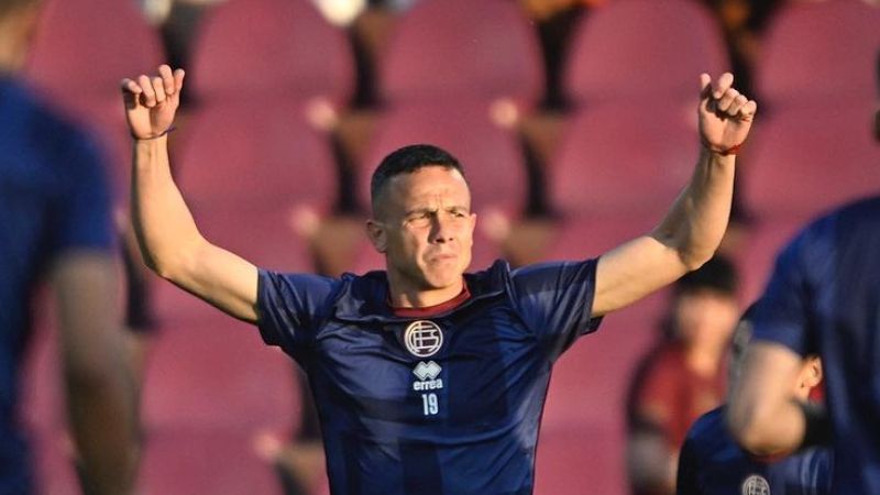 Lanús ganha 'reforços' para semifinal contra o Cruzeiro; veja relacionados