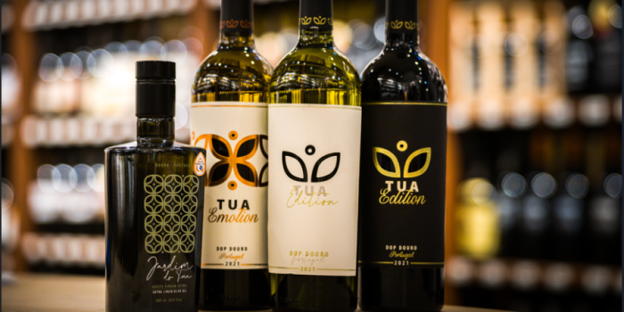 Vinhos e azeites produzidos por Leonardo Jardim do Vale do Tua, na região do Douro Vinhateiro, em Portugal