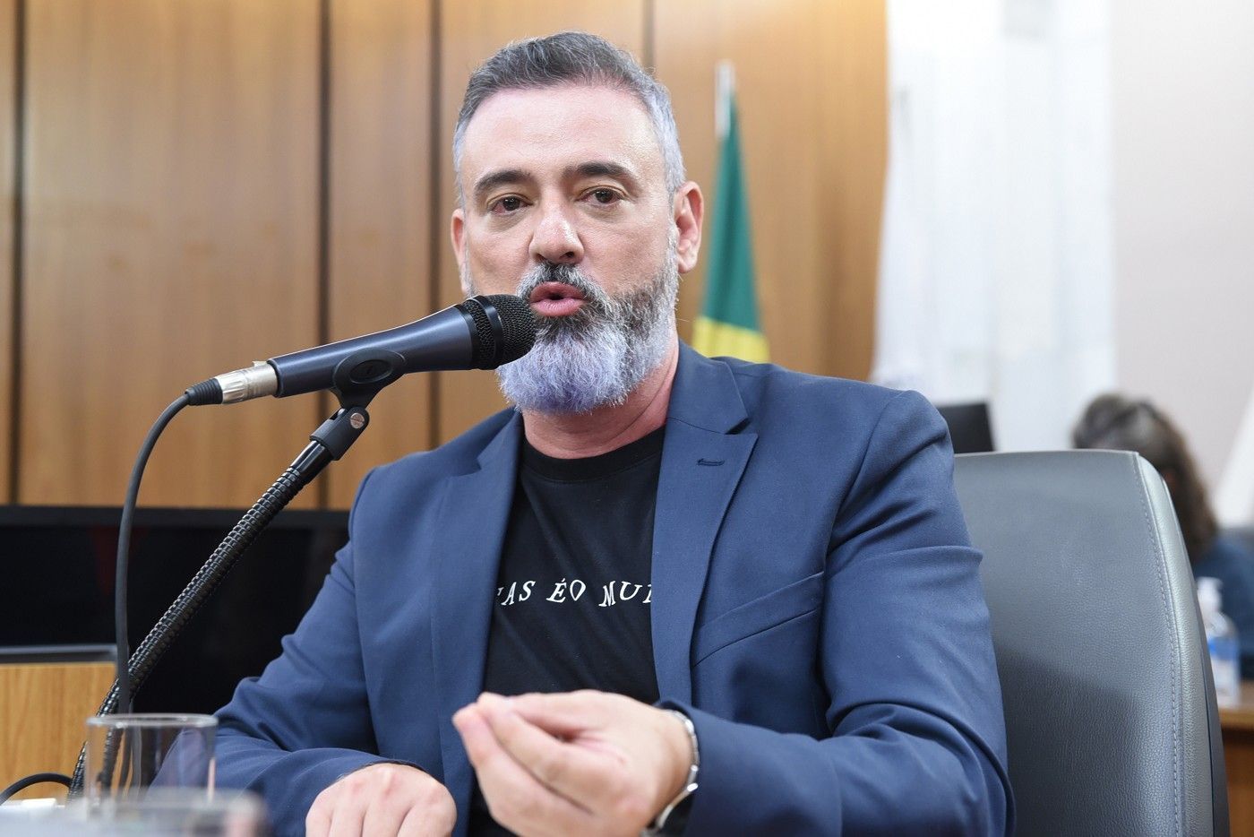 Secretário de Cultura admite atrasos em editais e diz que gestão Zema faz 'dever de casa cambaleando'