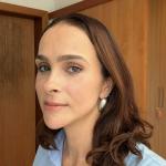 Com 6 filhos, Leticia Cazarré revela o que faz para 'calibrar o cérebro'