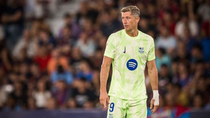 Lewandowski, do Barcelona, em partida do Campeonato Espanhol