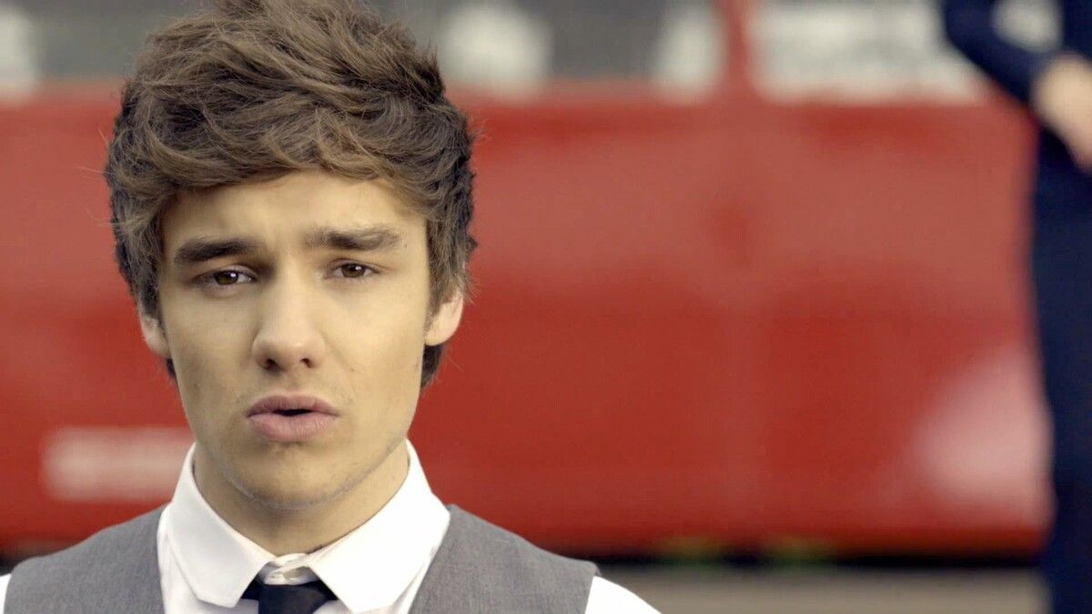 Autoridades afirmam que Liam Payne pulou de sacada do terceiro andar