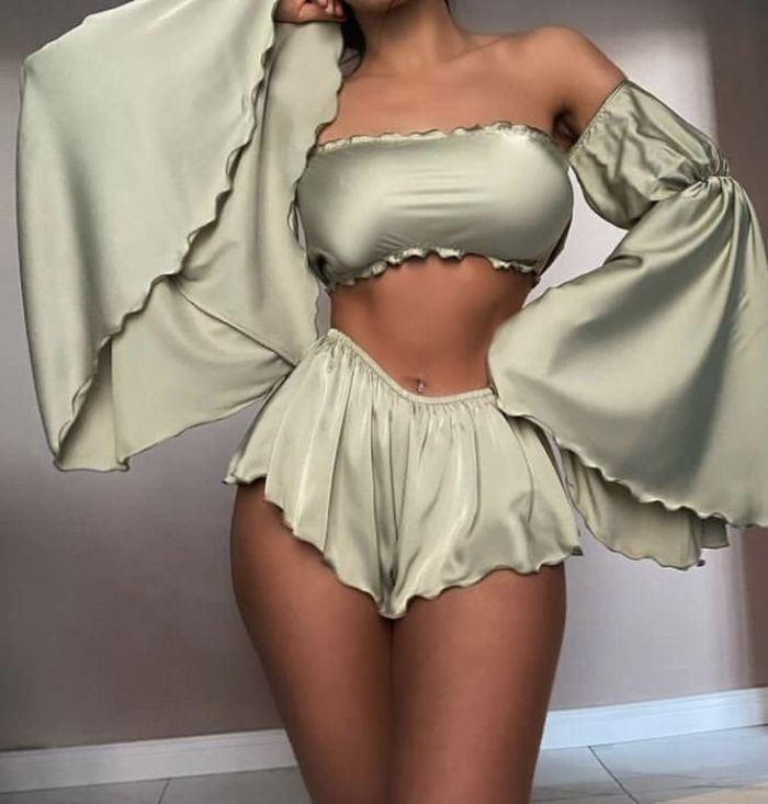 Lingerie à Mostra sensualidade com elegância