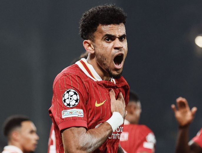 Liverpool atropela Bayer Leverkusen e assume liderança da Champions League