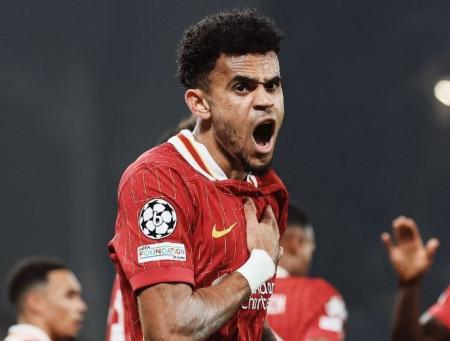 Luís Diaz, do Liverpool, marcou três gols