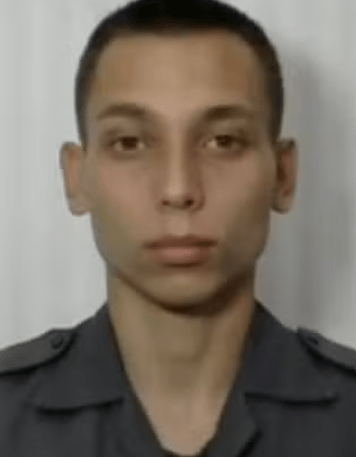 O soldado Luca Angerami, de 21 anos desde 14 de abril.