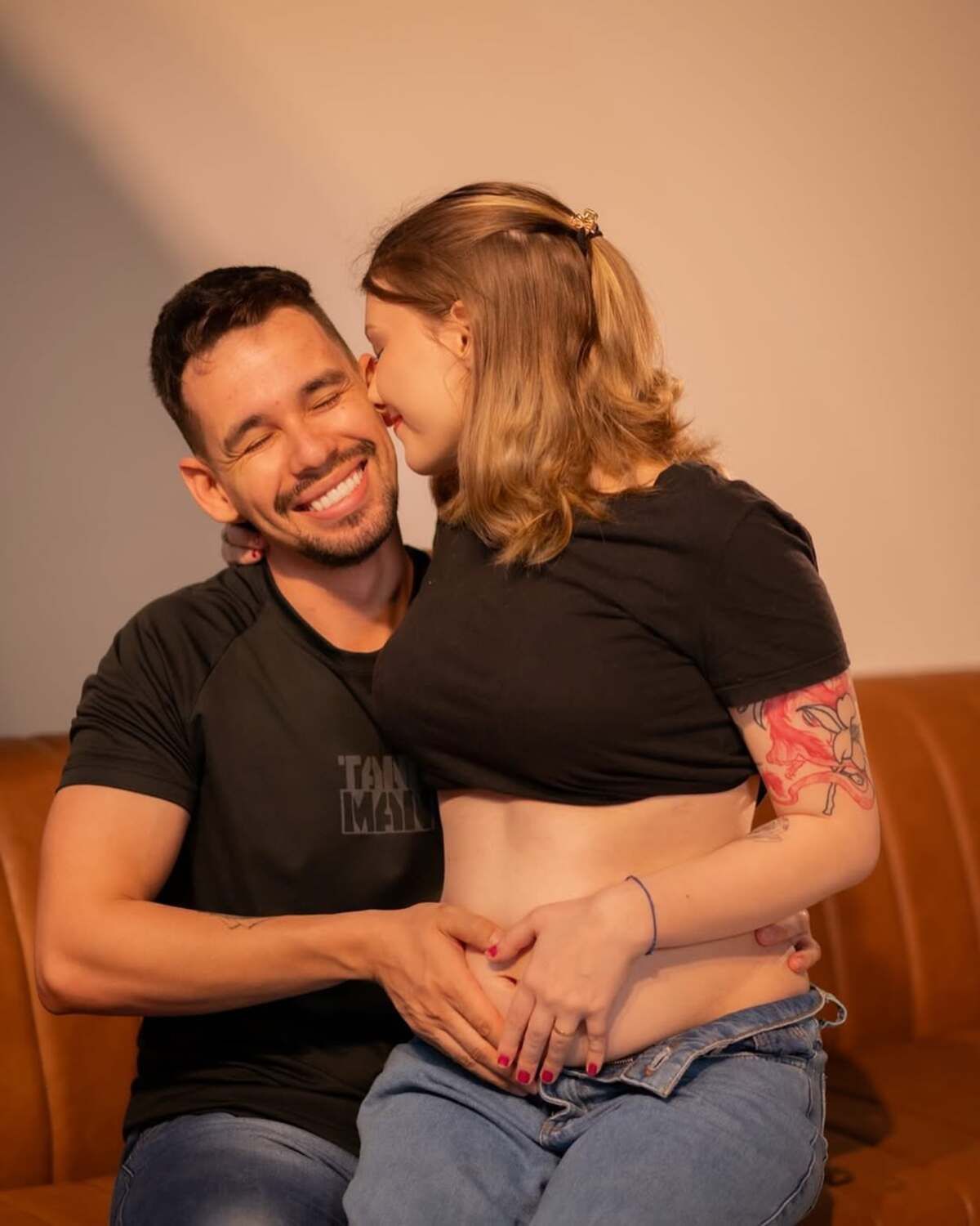 Marido de Isabel Veloso revela preocupação com estado de saúde da jovem: 'Não é fácil'