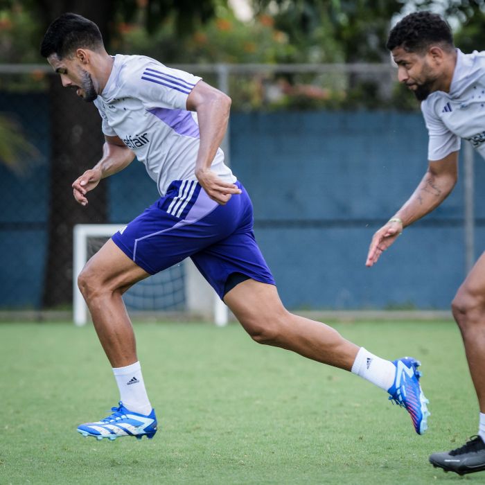 Oliveira tem o futuro indefinido no Cruzeiro