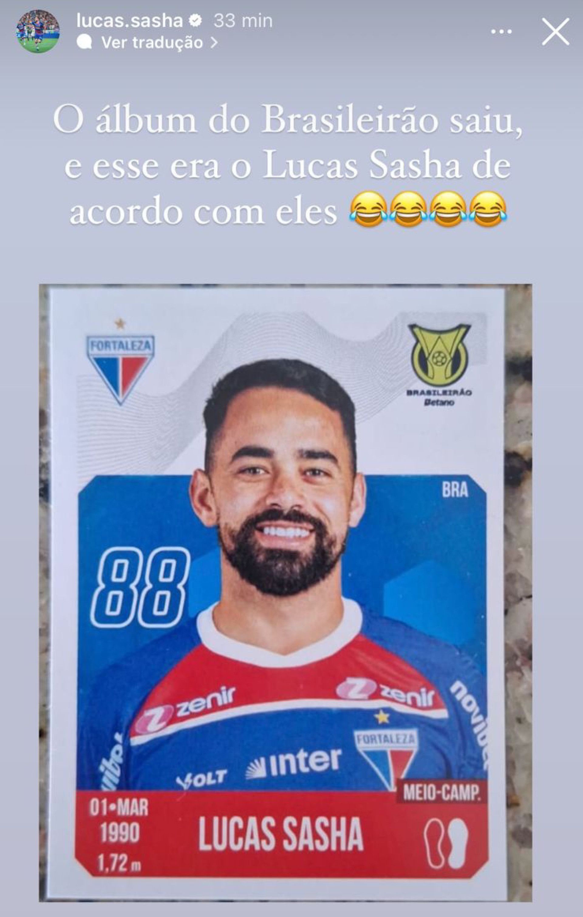 Álbum de figurinhas do Brasileirão erra foto de jogador do Fortaleza; veja