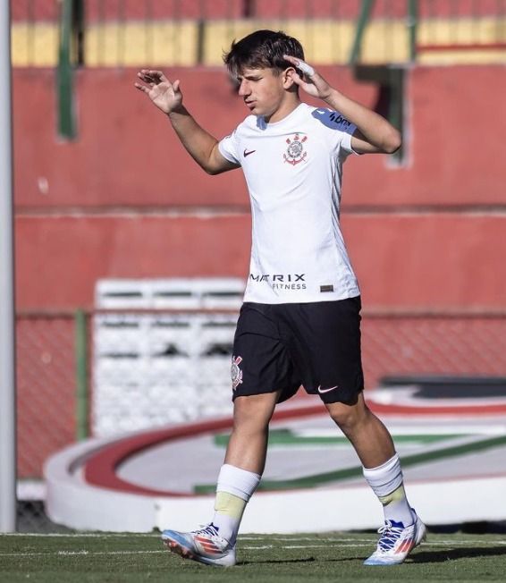 Joia ex-Palmeiras brilha nas categorias de base do Corinthians