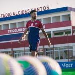 Escalação do Fortaleza: Vojvoda terá desfalque na defesa para enfrentar o Inter