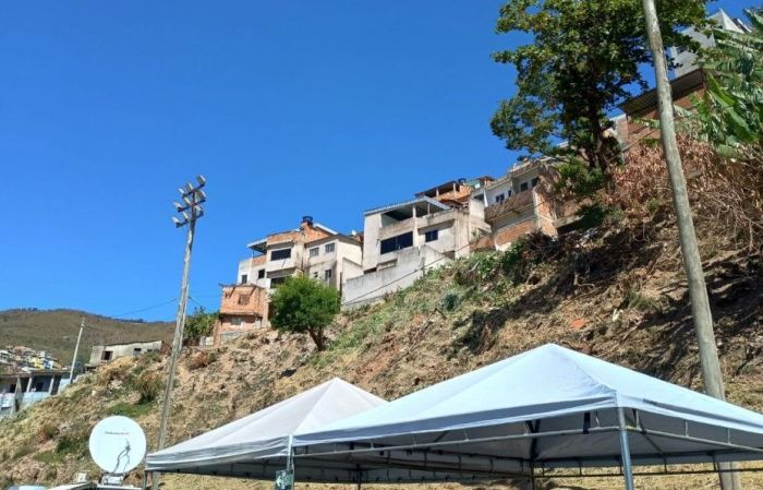 Presidente Lula pediu que prefeito e ministro conversam sobre obra em encosta do aglomerado da Serra