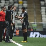 Lyanco reage a retorno ao Atlético após cinco meses de grave lesão