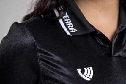 Nova camisa número 3 do Ceará em releitura de 1996