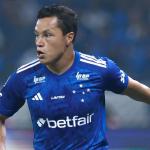 Marlon, do Cruzeiro, se revolta após tomar 'copada de cerveja na cara' depois de empate