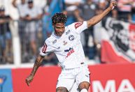 Santa Cruz acerta contratação de destaque do Maguary no Campeonato Pernambucano