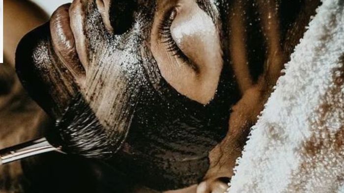 Máscara facial de argila verde para pele oleosa Máscara facial de argila verde para pele oleosa