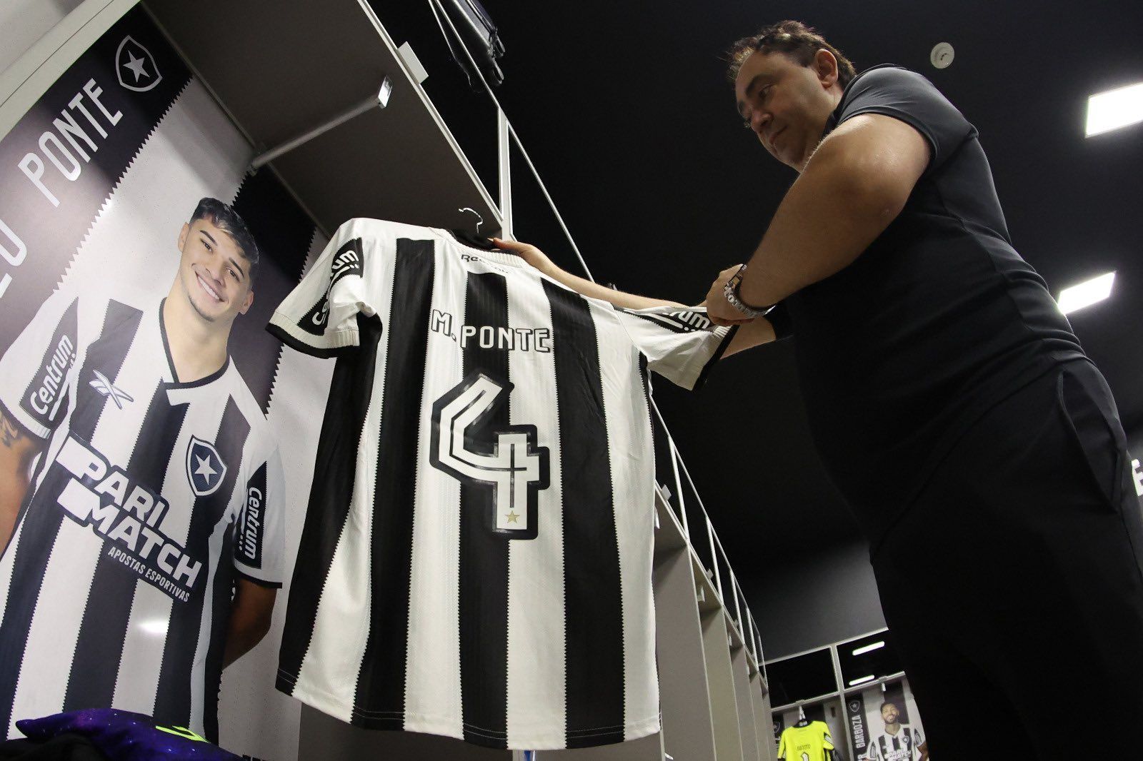 Escalação do Botafogo: Artur Jorge escala formação inédita contra o São Paulo