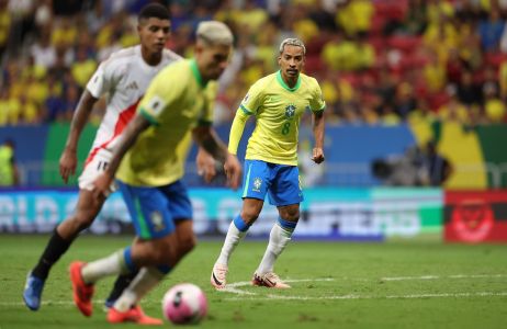 Matheus Pereira, meia-atacante do Cruzeiro, com a camisa da Seleção Brasileira • RAFAEL RIBEIRO/CBFrrrr