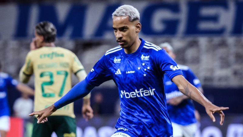 Matheus Pereira, do Cruzeiro, encerra 2024 com melhores números da carreira