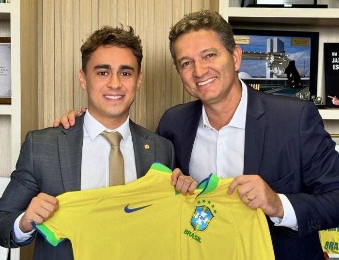Maurício Sérgio, superintendente da Santa Casa de Montes Claros, conta com apoio de Nikolas Ferreira