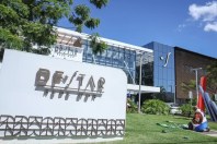 Técnica de enfermagem que acusa Magno Malta de agressão é afastada do trabalho