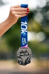 Medalhas e camisa do Circuito adidas MDR de Belo Horizonte