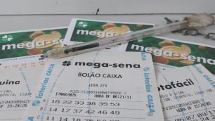Resultado Mega-Sena 2985: veja cidades e valores das 99 apostas premiadas