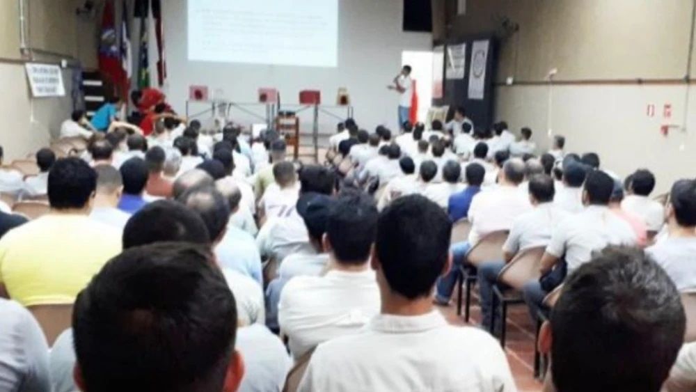 Trabalhadores da Aperam aprovam proposta salarial em assembleia