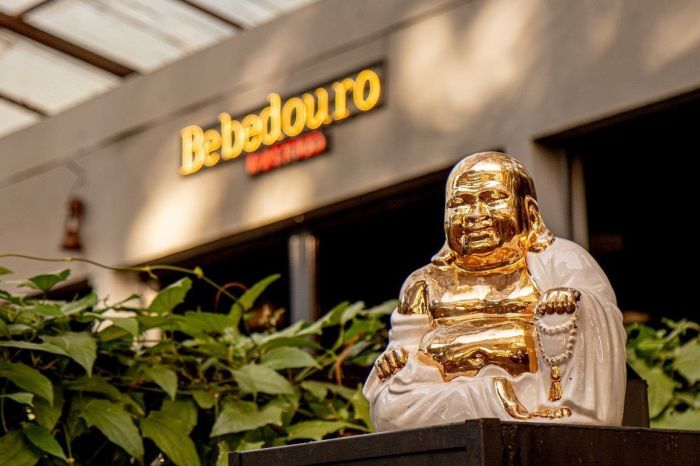 O Bebedouro não trabalhará com reservas, e as mesas serão disponibilizadas por ordem de chegada