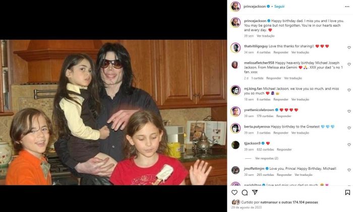 Os herdeiros de Michael Jackson, Prince, de 27 anos, Paris, de 26, e Bigi Jackson, de 22, em publicação antigaa. Os herdeiros de Michael Jackson, Prince, de 27 anos, Paris, de 26, e Bigi Jackson, de 22, em publicação antigaa.