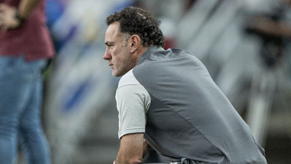 Milito perde atacante para jogo do Atlético contra o Inter, pelo Brasileirão