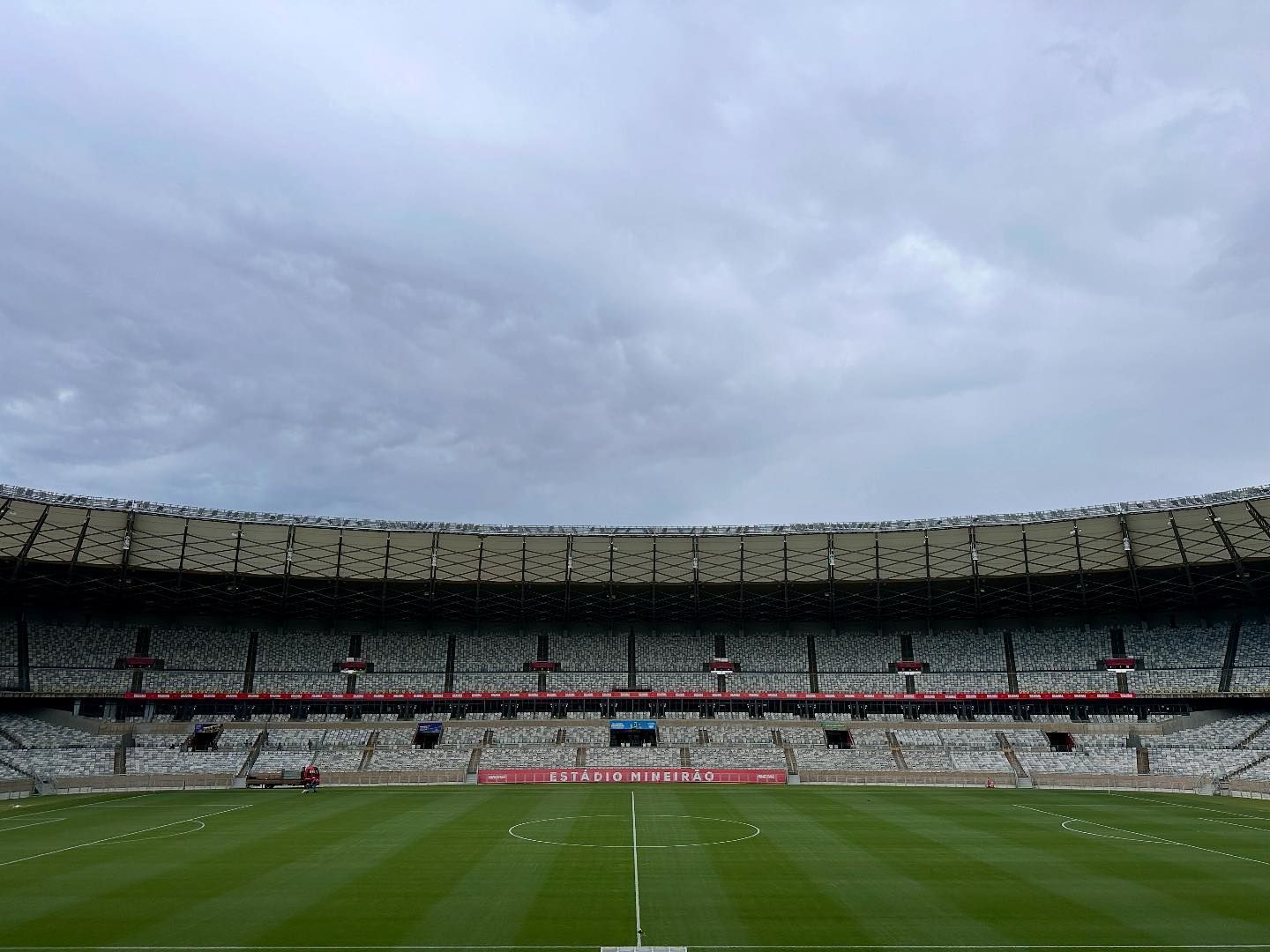 Cruzeiro se manifesta sobre decisão e mantém esperança de ter torcida contra o Palmeiras