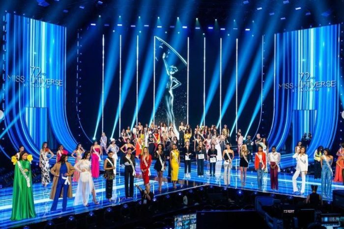 O palco do Gimnasio Nacional na bela El Salvador do Miss Universo 2023.