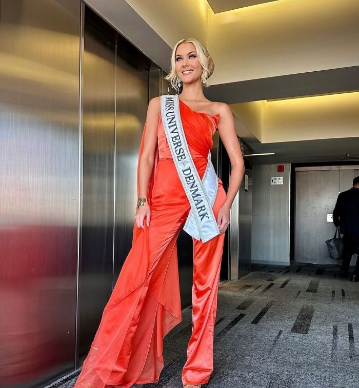 Victoria Kjaer vestida por Flávia Murta no Miss Universo