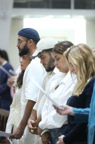 Famosos e família na missa de sétima dia de Preta Gil