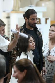 Famosos e família na missa de sétima dia de Preta Gil