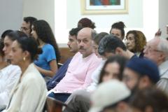 Famosos e família na missa de sétima dia de Preta Gil