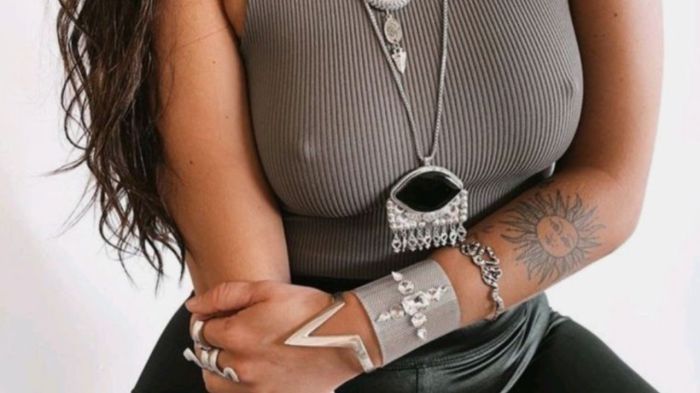 Moda Feminina como combinar acessórios sem exagerar Moda Feminina como combinar acessórios sem exagerar
