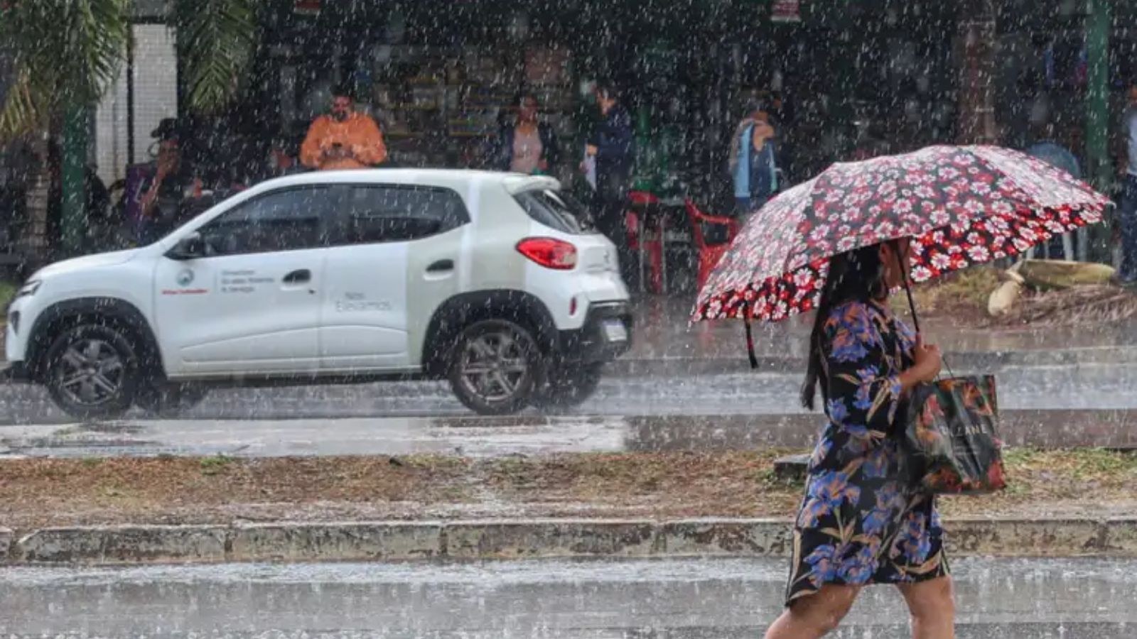 Inmet emite dois alertas de perigo para MG; previsão inclui granizo