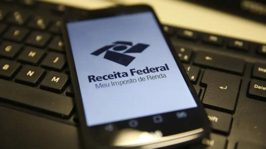 Antes de investir, é importante definir prioridades e entender quais são os objetivos