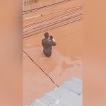 Chuva em Juiz de Fora: homem resgata bebê durante enxurrada