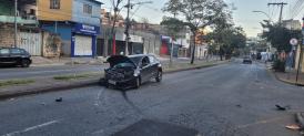 Carro está em nome de um jovem de 23 anos.