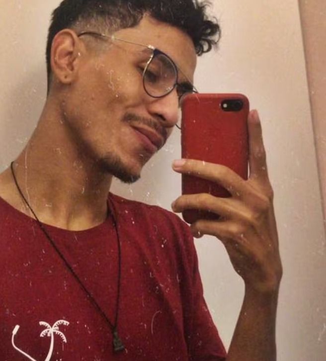 Igor Sauceda foi acusado de usar seu Porsche amarelo para atropelar e matar Pedro, de 21 anos, em São Paulo.