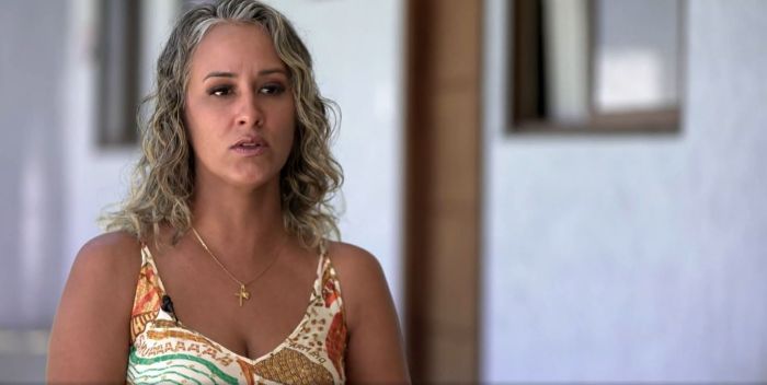 Aline Rizzo, mãe da criança, foi muito criticada por pessoas que acreditavam que era dela a autoria do vídeo.