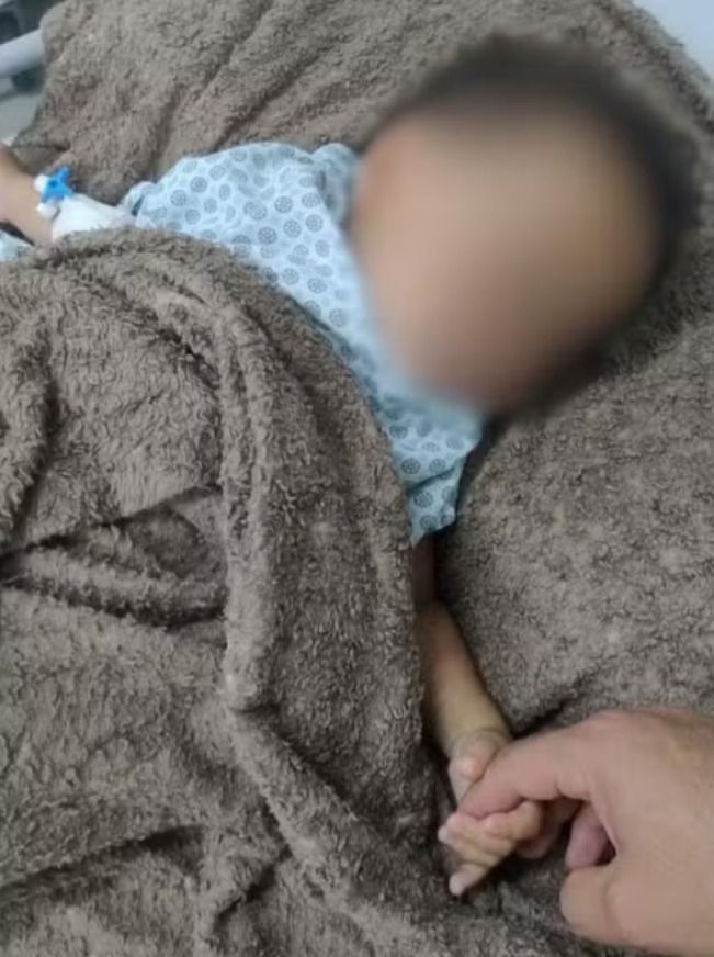 Mulher que tentou vender o próprio filho por R$ 1,2 mil carregava mamadeira com pinga